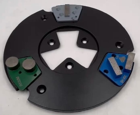 Placa de conversión de HTC de 270 mm con ranuras magnéticas de forma tripla trapezoidal para poder usar una variedad de tipos de herramientas de molienda de diamantes de suelo trapezoidal